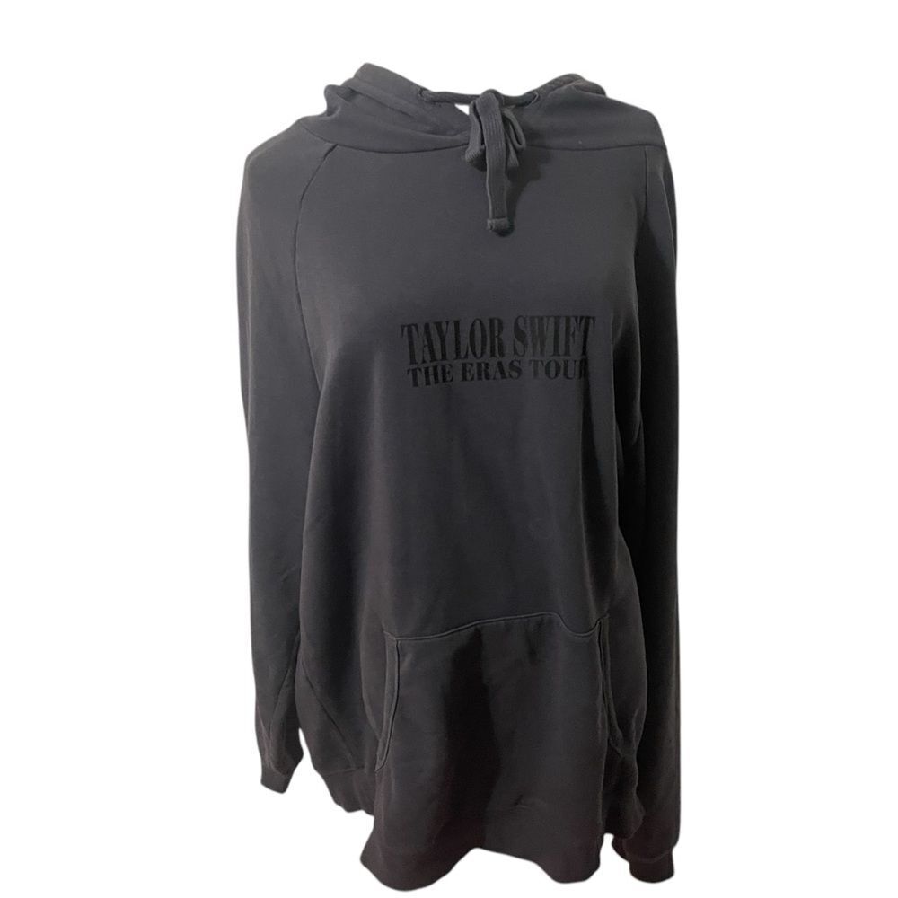 TAYLOR SWIFT - THE ERAS INTERNATIONAL TOUR S UNISEX WASHED BLUE HOODIE SZ LARGE